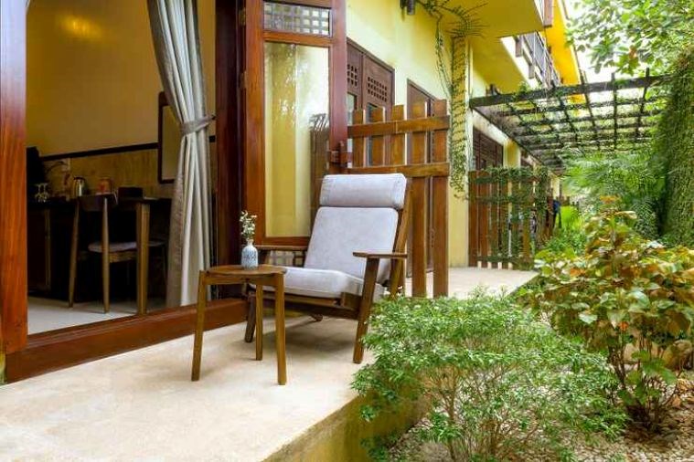 Deluxe Twin Room with River View –  Onsen, Sauna Included